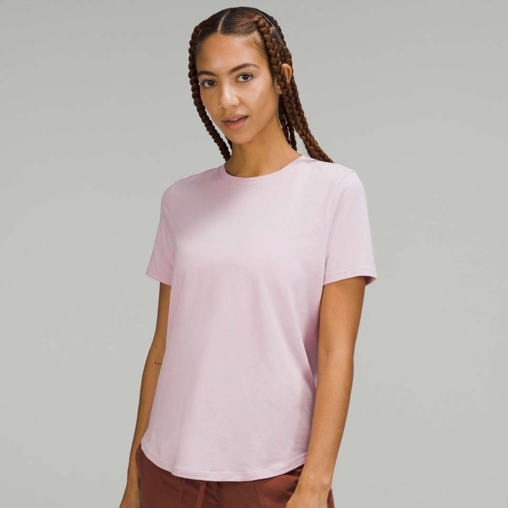 Lululemon Love Crew Tee-Shirt